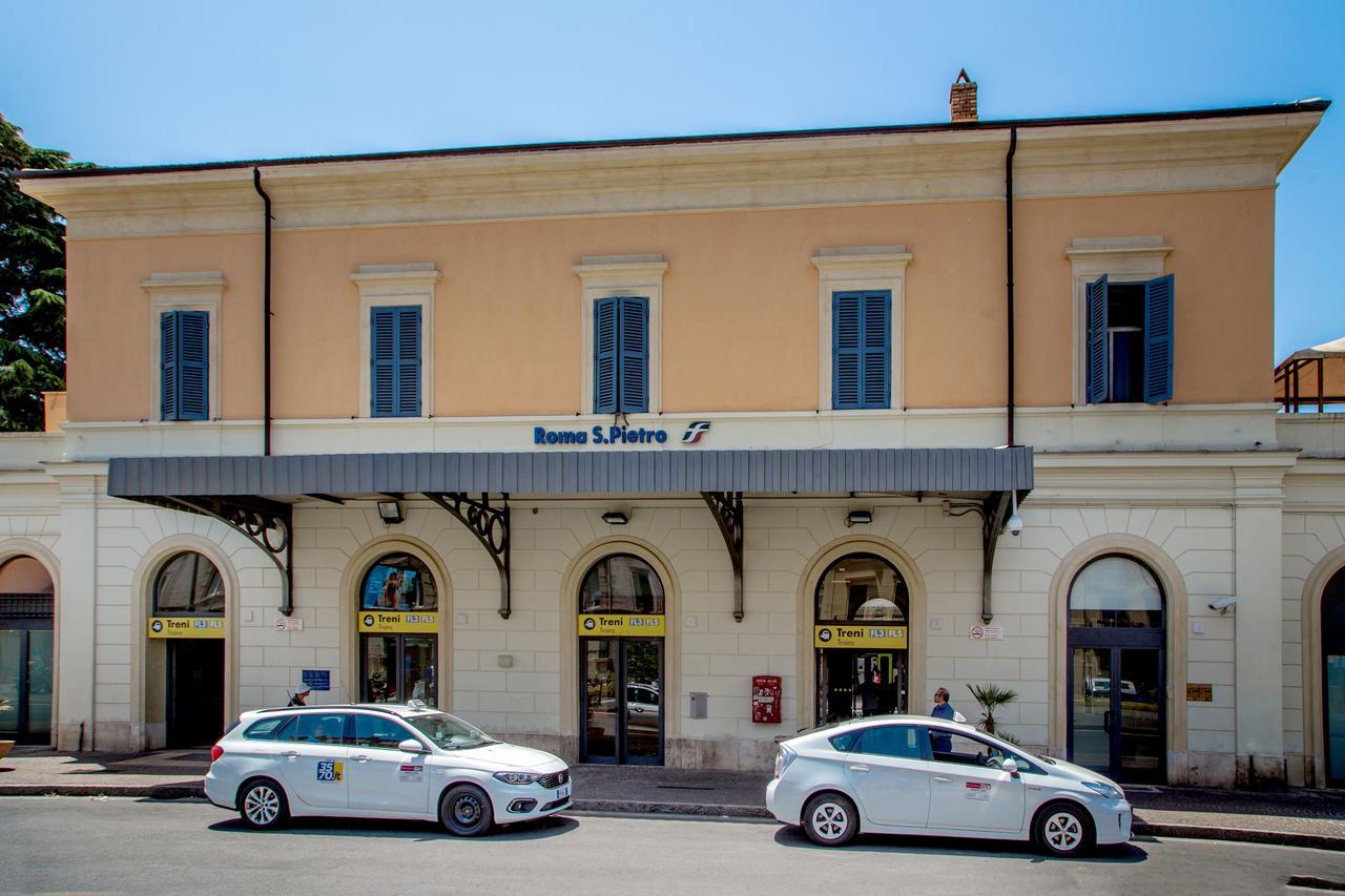 Casa Santa Maria Alle Fornaci Řím Exteriér fotografie